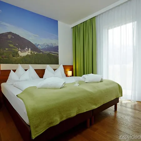Spirodom Hotel 3*